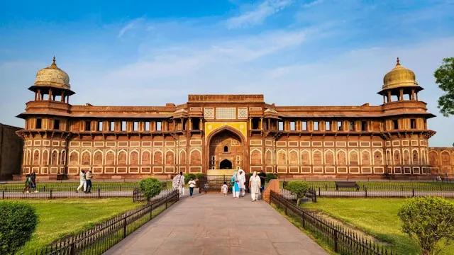 agra fort